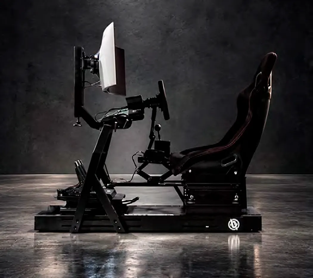 Vorteccia GT rigid cockpit with seat, wheel and monitor mount